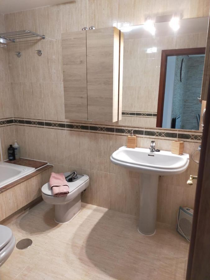 Estudio Tipo Loft En El Centro De Mugardos Екстериор снимка